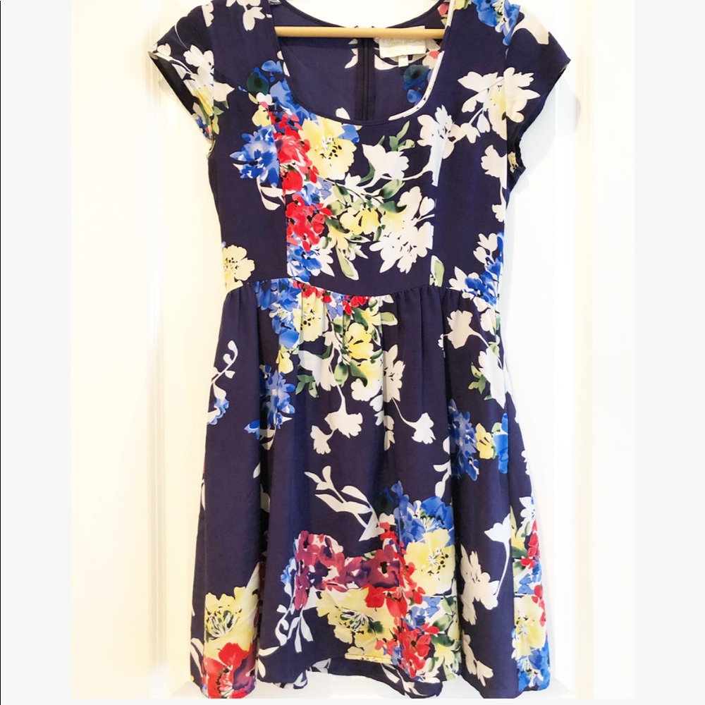 100% Silk Stunning Yumi Kim Blue Floral Dress